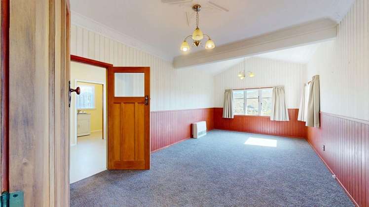 168 The Ridgeway 1259_4