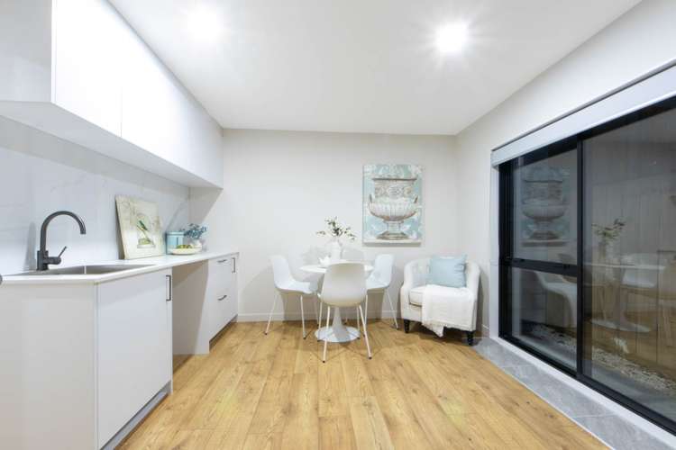 24 Gospel Heights Flat Bush_20