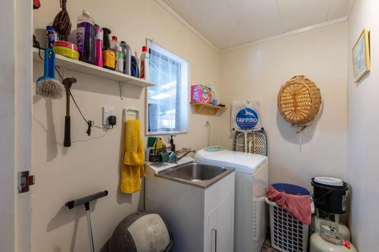 5A James Street Dannevirke_17