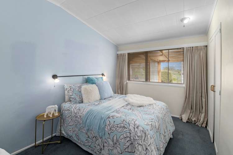 2 Barclay Grove Hokio Beach_7