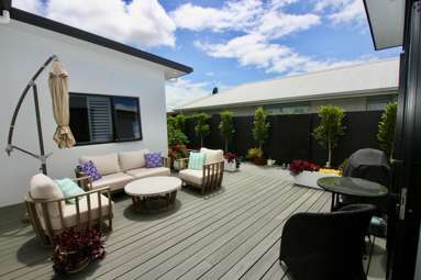 45 Leeward Drive_1