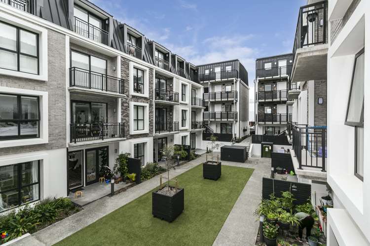 7f/11 Newtown Avenue Newtown_9