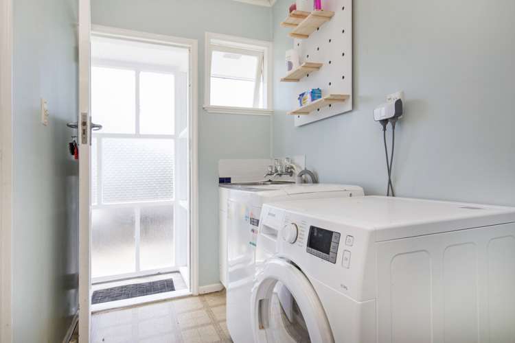 121 Hutchinsons Road Bucklands Beach_16