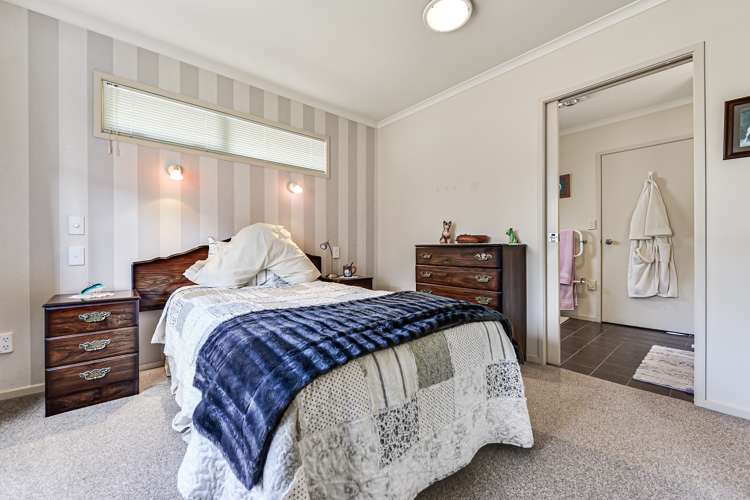 17/16 Rototuna Road Flagstaff_5