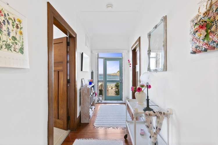 38 Owhiro Bay Parade Owhiro Bay_7