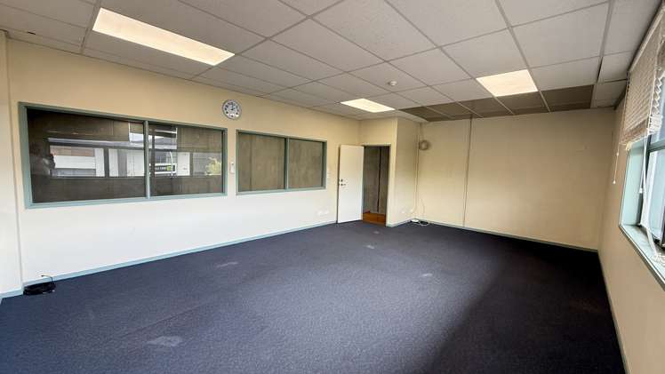 L/138 Plunket Avenue City Centre_3