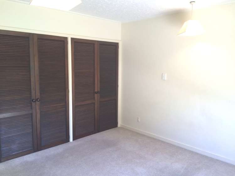 23 Tudor Ave 1464_6
