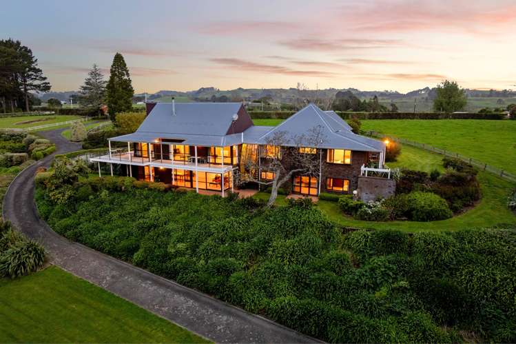 36 Beach Road Urenui_29