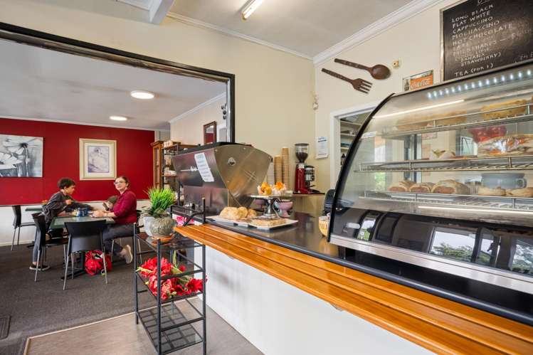 2002 Paparoa Valley Road Paparoa_16