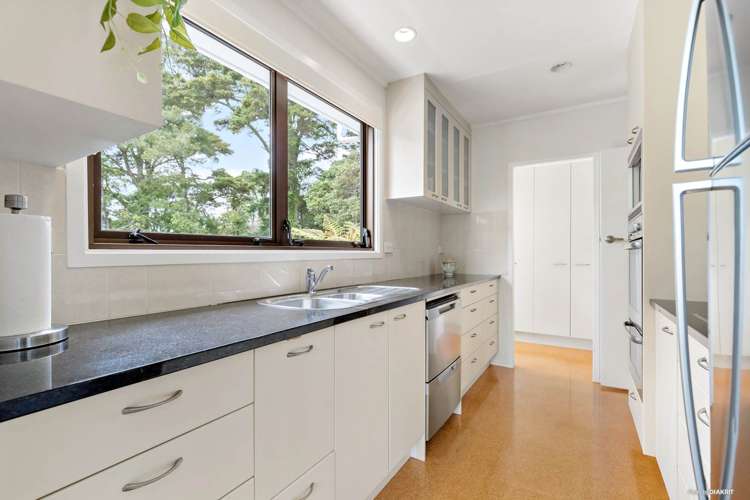 48 Tui Glen Road Birkenhead_3