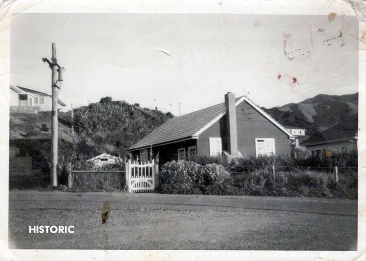 134 Wellington Road Paekakariki_4