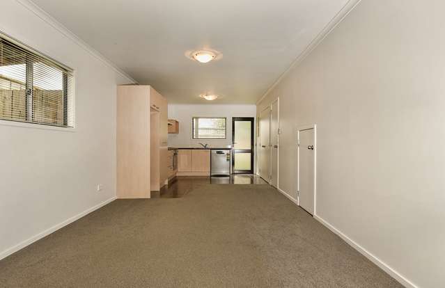 1/106 Glengarry Road 1665_1