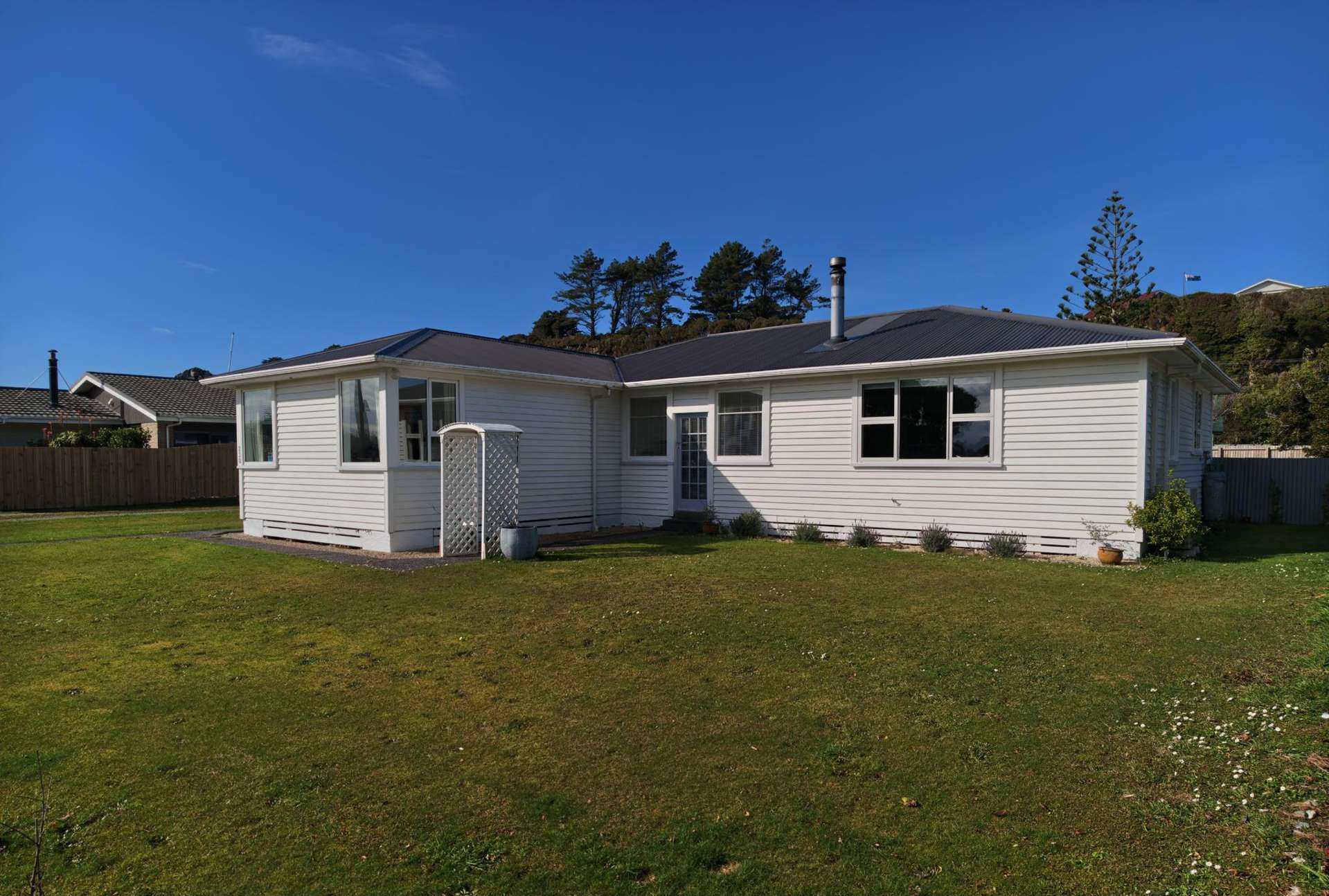 230 Sewell Street Hokitika_0