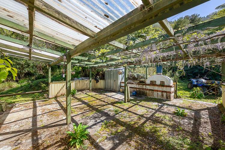 Nikau Bay Kenepuru Sound_16