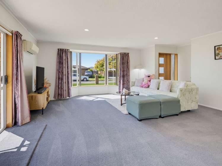 27 Karina Crescent Redwoodtown_9