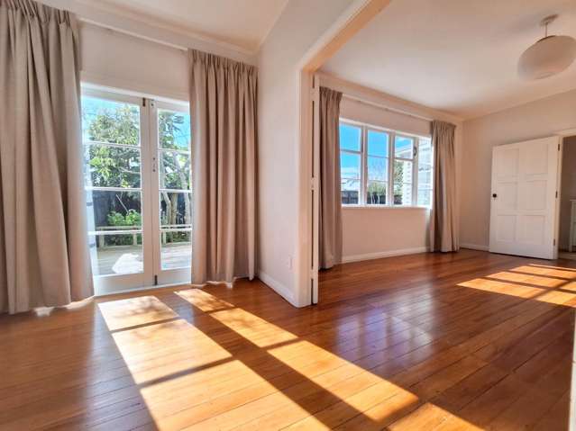 24 Hazel Ave 10044_2