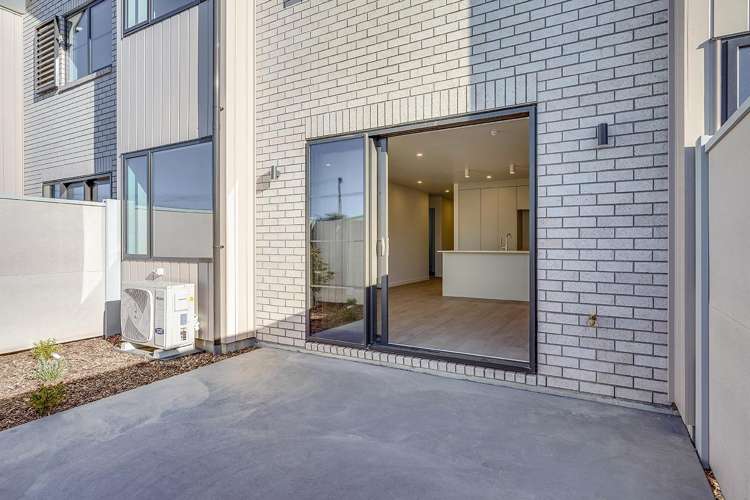 3/91 Shakespeare Street 11373_19