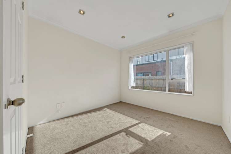 29 Tilberg Street Favona_23