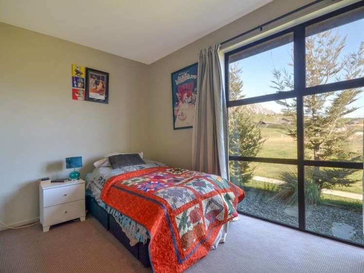 8 Skye Lane Jacks Point_6