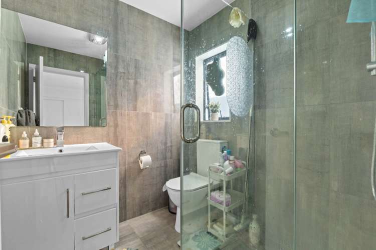 35B Laurie Avenue Papakura_11