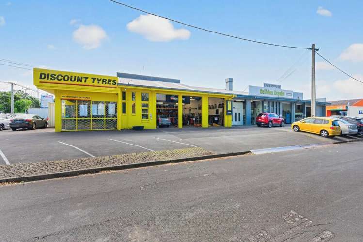 157 Archers Road Wairau Valley_12