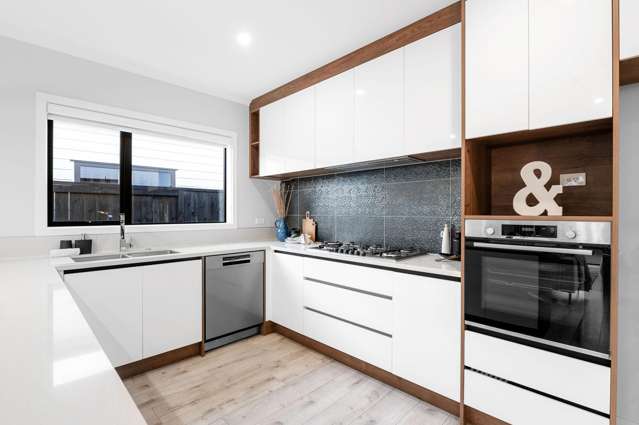 11 Gosset Avenue Chartwell_2