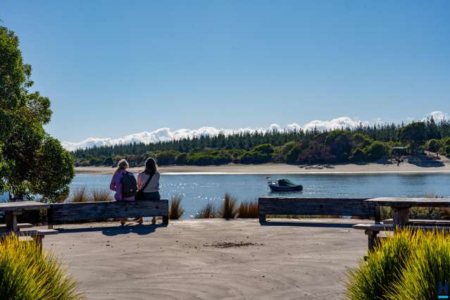 Hamish's Mapua Wharf, 8 Aranui Road Mapua_4
