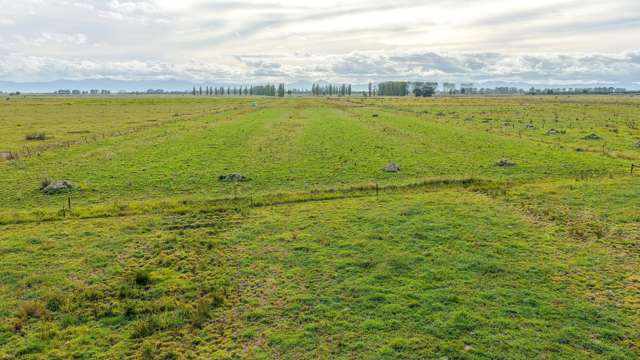 Back Miranda Road Waitakaruru_3