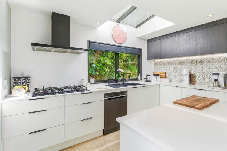 23 Kaka Road St Leonards_8