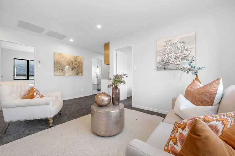 44 Tannaghmore Drive Flat Bush_10