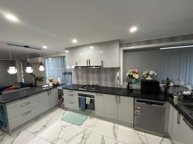 1/2 Botanic View Manurewa_2
