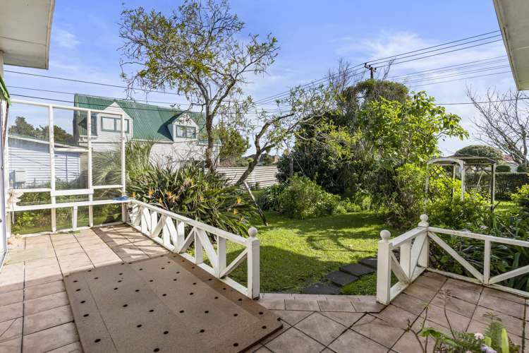 206 Sturges Road Henderson_24