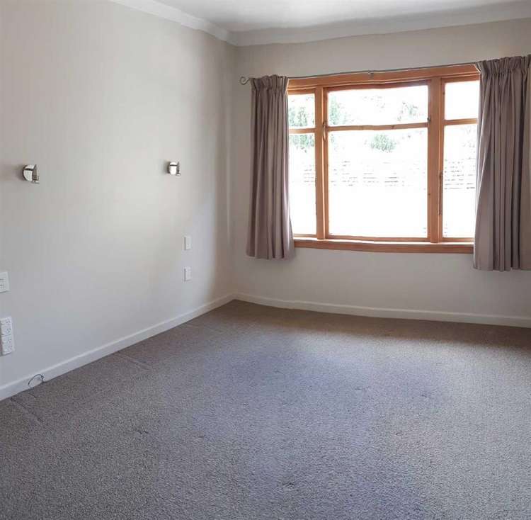 8 Mahuri Road Otatara_7