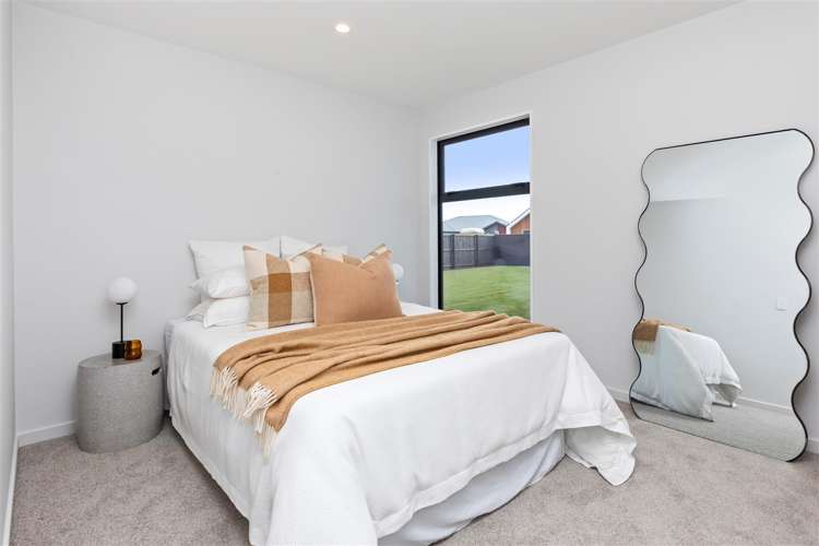 76 Whitehorn Drive Lincoln_19