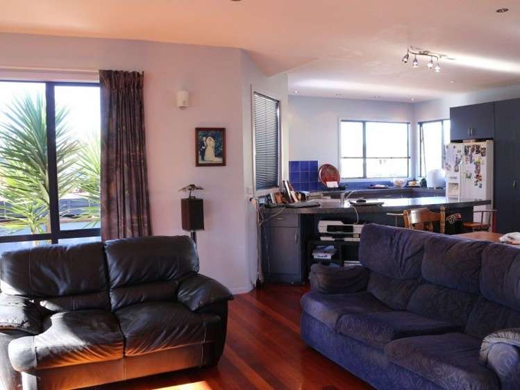 14 Scott Drive Cooks Beach_5