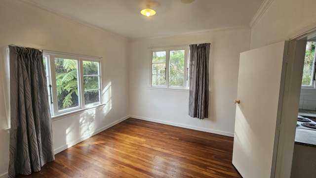 146d South Road Spotswood_3