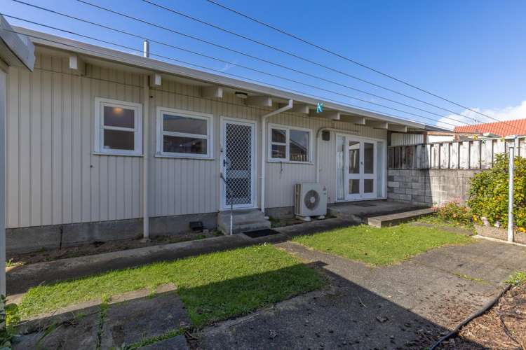 556 Queen Street East Levin_18