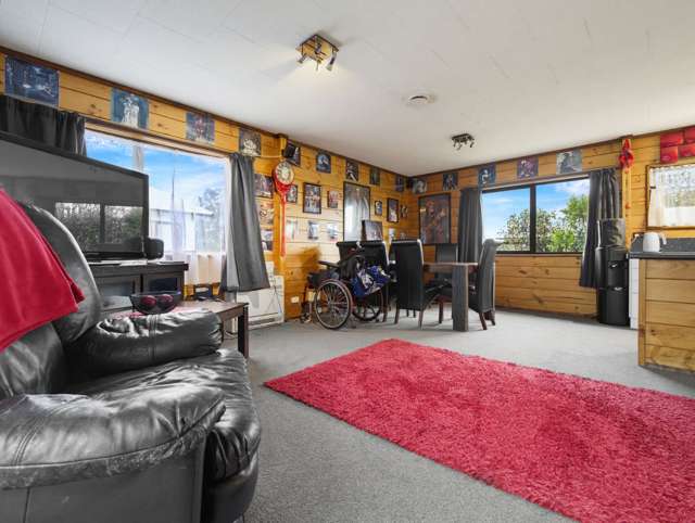 15B Ngahu Street Fairy Springs_3