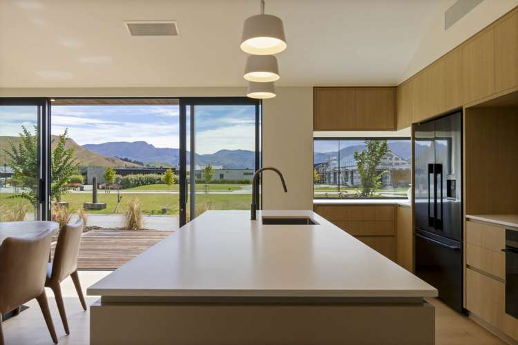 16 Carrick lane Queenstown_3