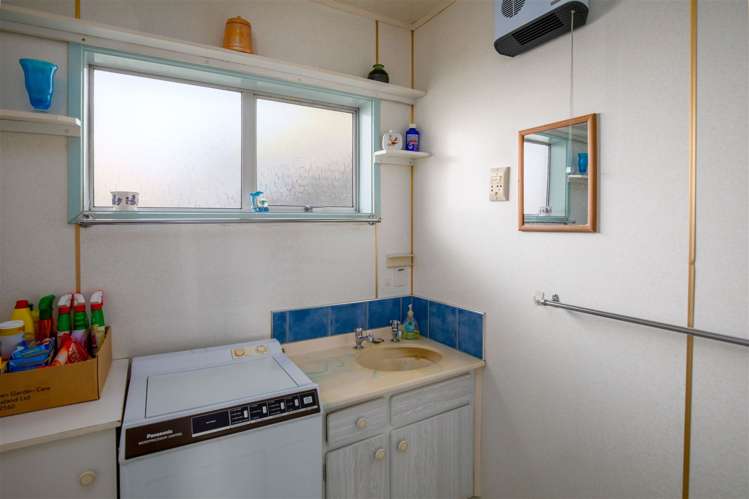 3/8 Enterprise Street Alexandra_8