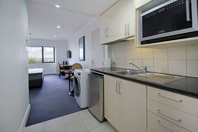 303/9-17 Byron Avenue Takapuna_3