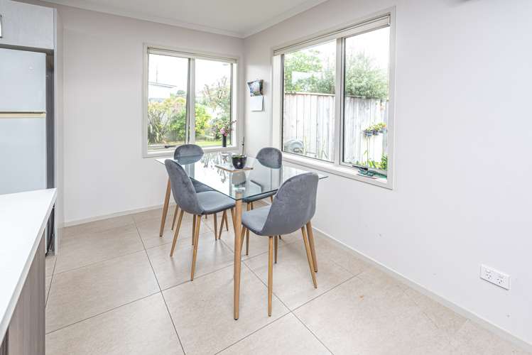 21 Buckingham Place Springvale_5