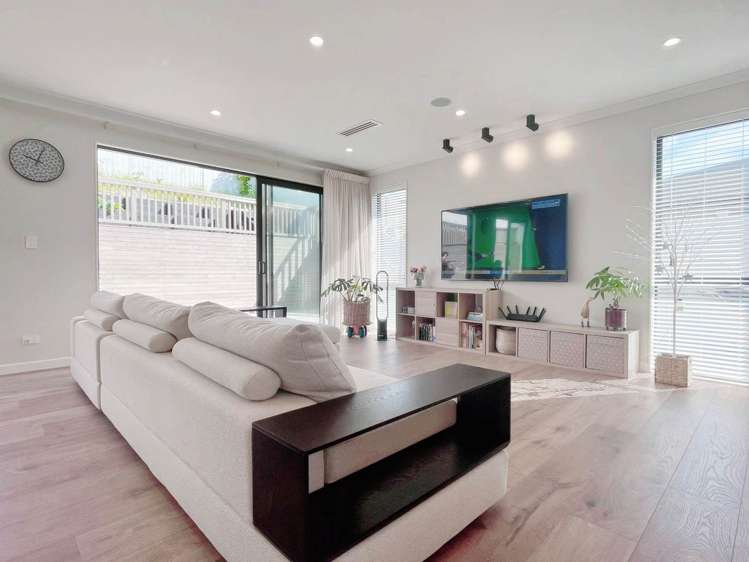 31 Surf View Crescent Red Beach_6