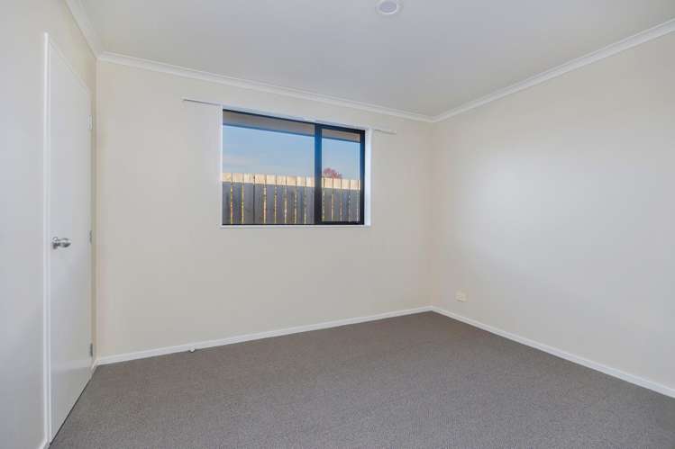 36 Misty Valley Drive Henderson_13