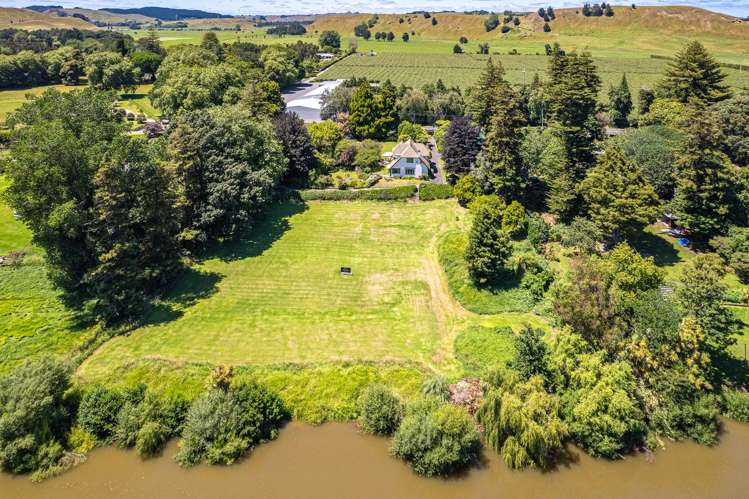 33 Riverbank Road Okoia_46