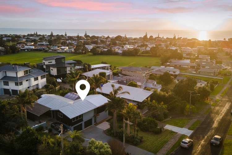 37 The Crescent Waihi Beach_1