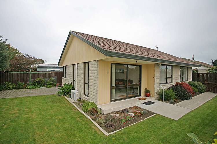 2/51 Neill Street Hornby_0