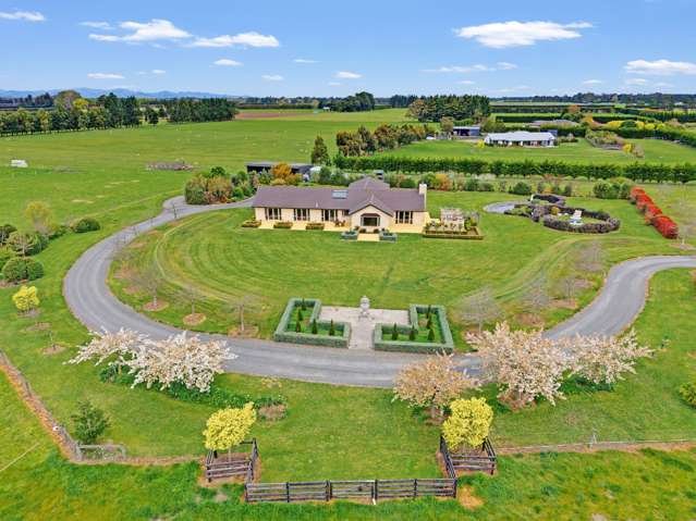 Country Charm, Everyday Convenience