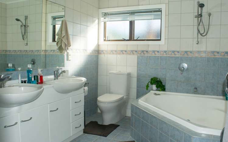 17A Sea View Terrace Cockle Bay_20