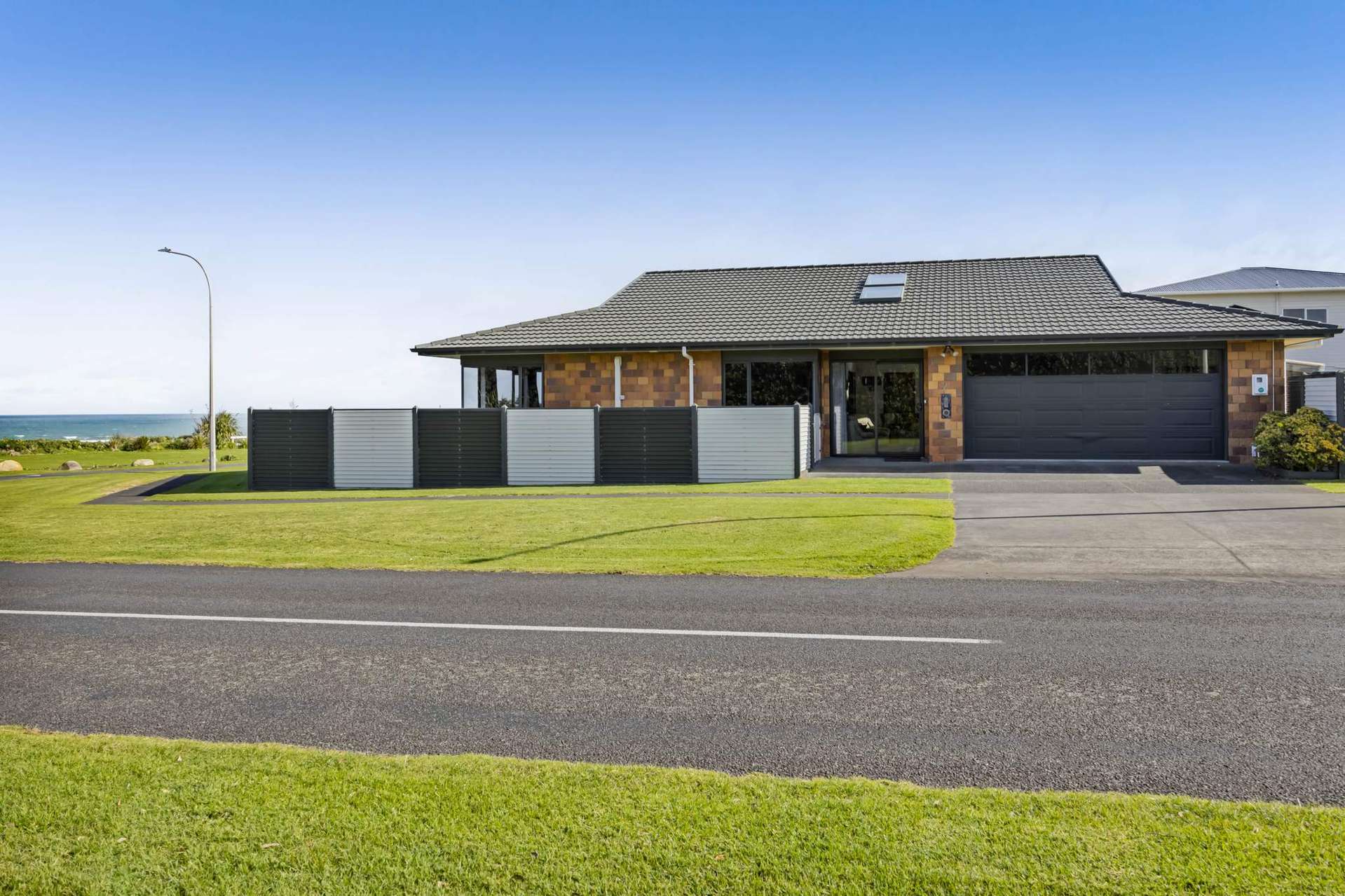 2 Heaphy Road Opunake_0